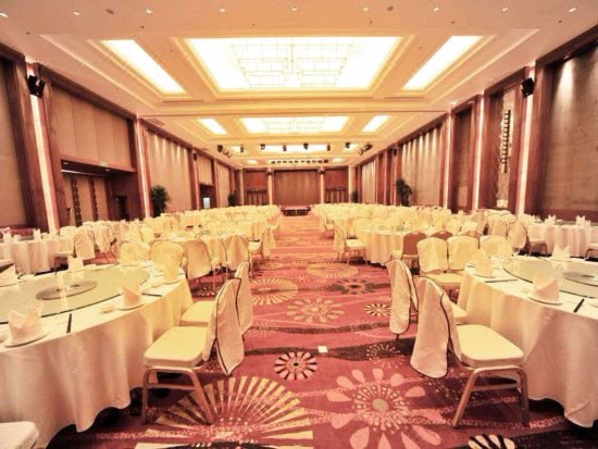 S&N Dalian Hotel Ngoại thất bức ảnh